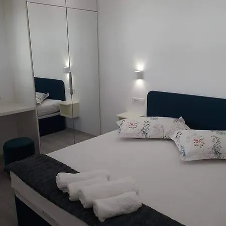 Apartman Nevena * Makarska