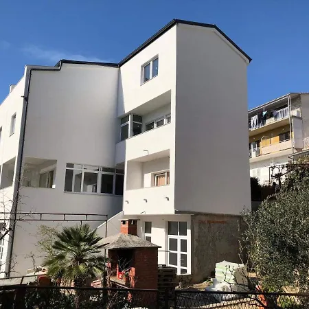 Apartman Nevena Apartment